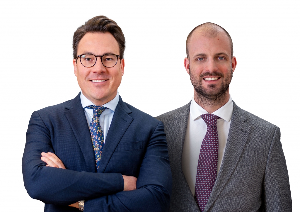 Die PHH-Anwälte Rainer Kaspar und Matthias Fucik freuen sich über das gelungene Joint Venture von Madaster und Drees & Sommer mit Value One. © PHH Rechtsanwälte