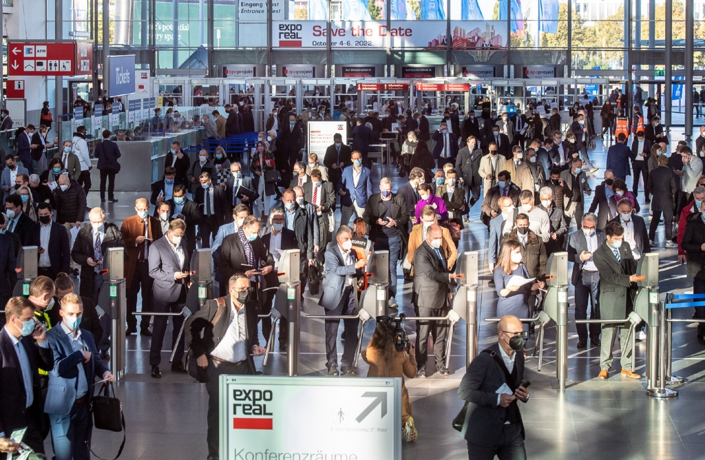 Besucher der letztjährigen Expo Real © Messe München, 2021