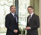 Die Buwog Group-Geschäftsführer Andreas Holler und Kevin Töpfer sind überzeugt, dass es bald wieder zu einer Aufbruchsstimmung am Markt kommen wird.(c) Buwog / Stephan Huger 